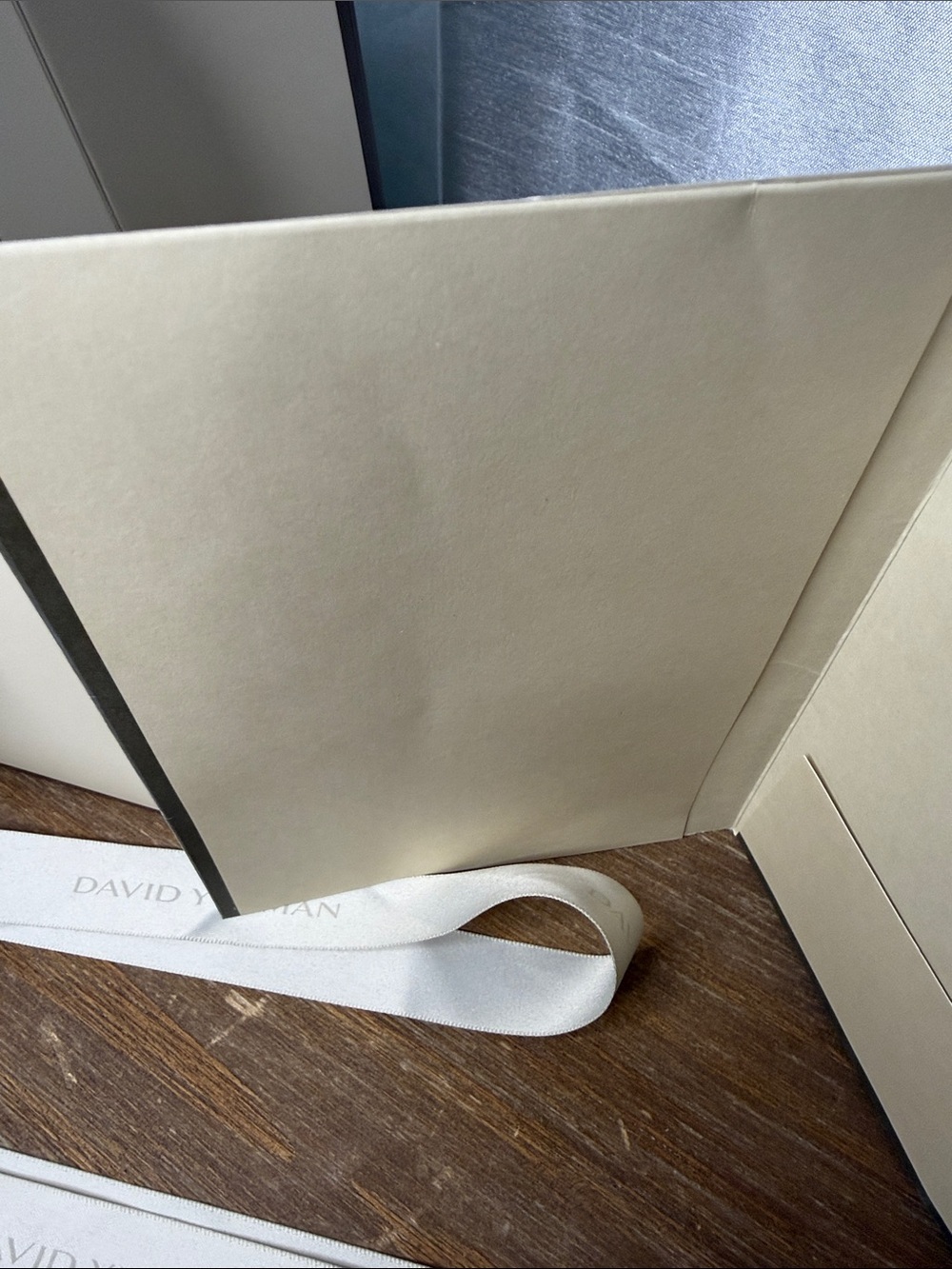 David Yurman Gift Bag Ribbon & Card Only - Picture 8 of 11